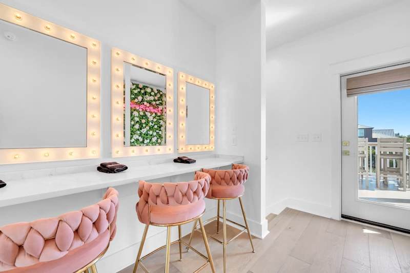 Glam Station on The Third Floor