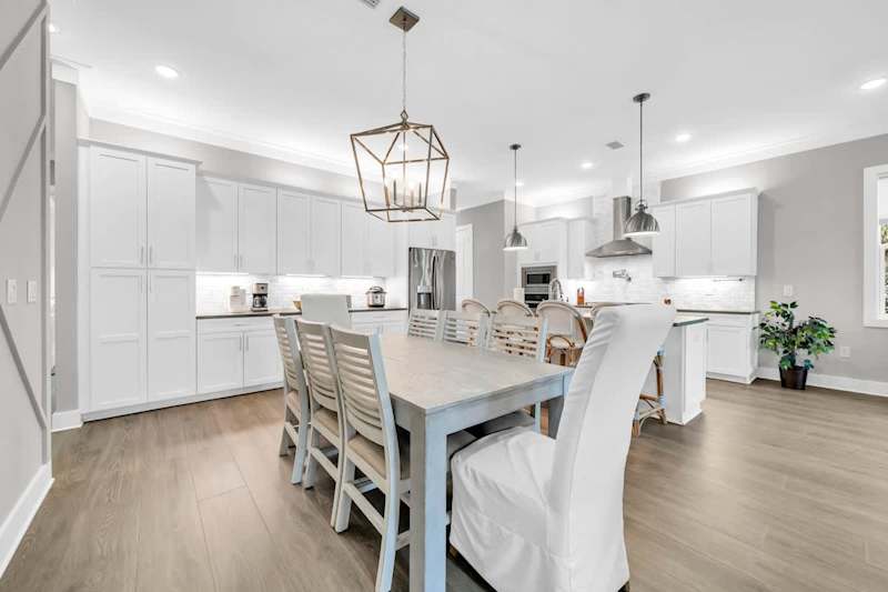Dining seating for 8