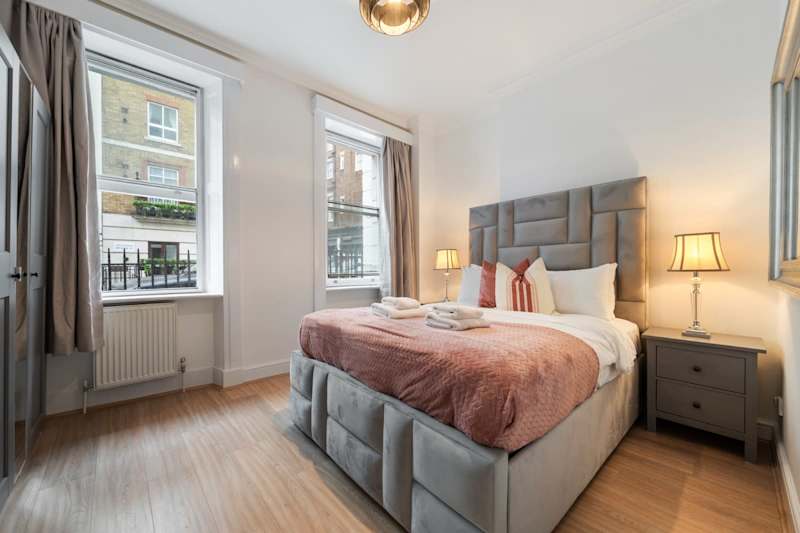 Modern Apartment in Mayfair London