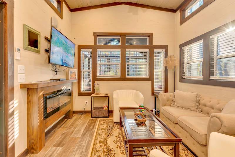 Perfect for romantic getaways, family vacations & group retreats