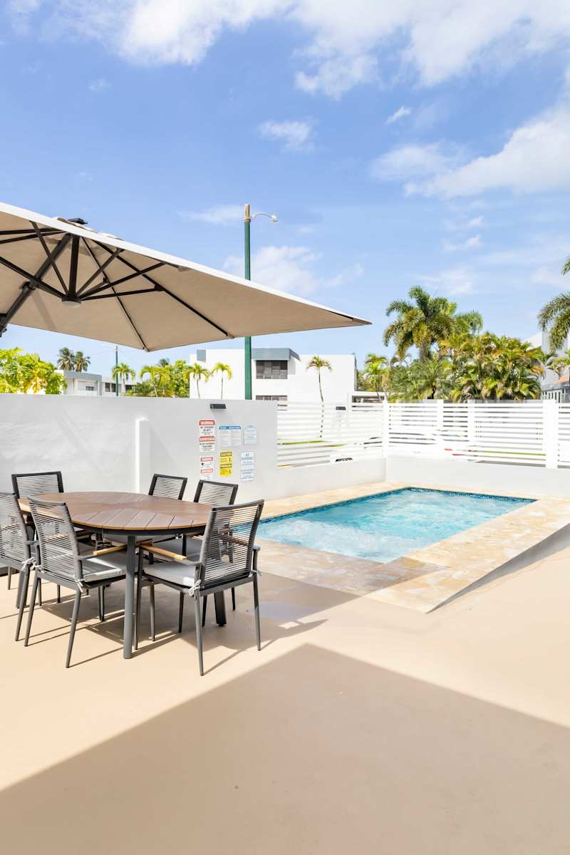 AQUA Casa A/8 · Vibrant & FUN 3 BR House with Pool - Property photo