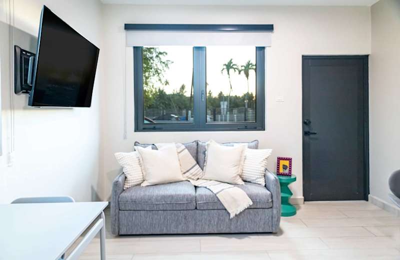Villas Del Mar Bldg 2 · 6 BR Beachfront Escape - Property photo