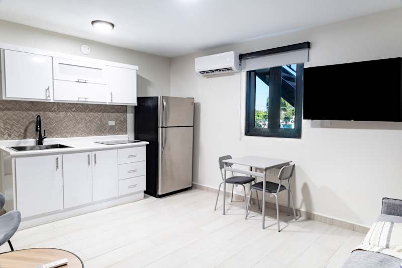 Villas Del Mar Bldg 2 · 6 BR Beachfront Escape - Property photo