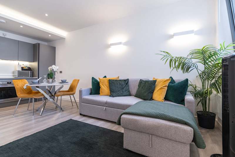 Linford Luxe, Linford Wood, photo 8