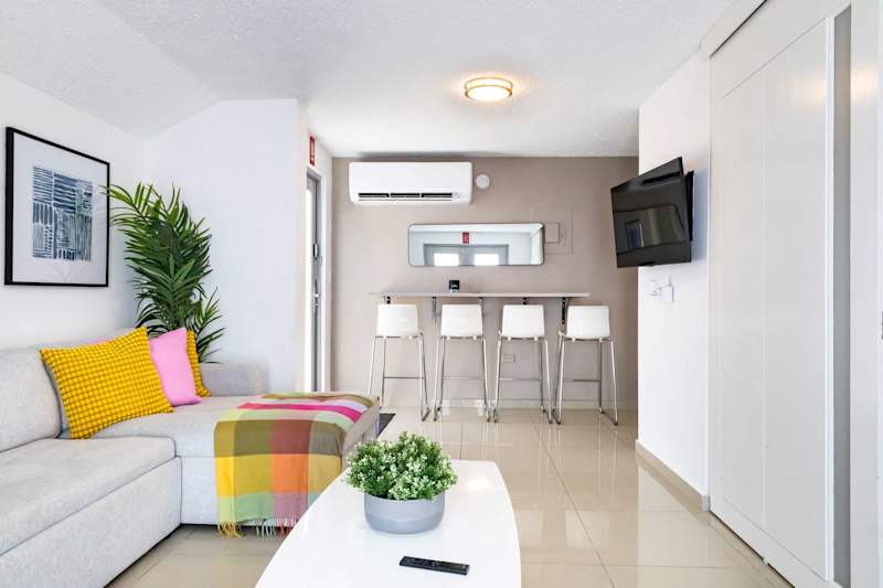 AQUA Ville Moderna 1 · Spacious 4BR with King Beds · foto 3