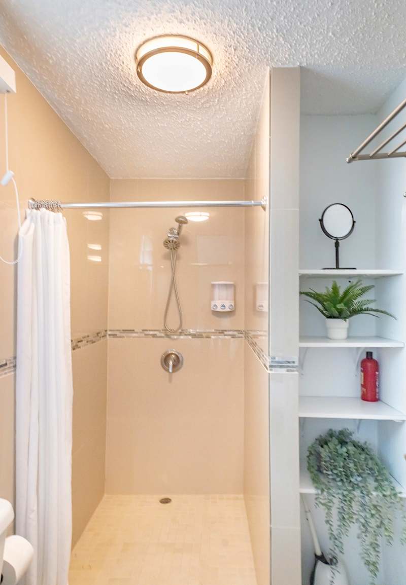 AQUA Ville Moderna 1 · Spacious 4BR with King Beds · foto 18