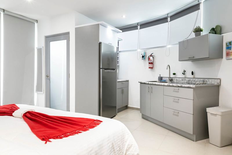 AQUA Ville Moderna 7 · Poolside Studio near Beach - Property photo