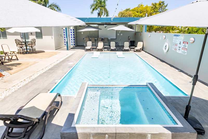 AQUA Ville Moderna 7 · Poolside Studio near Beach - Property photo