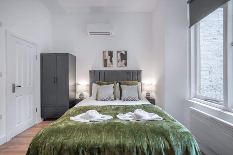 Cozy Ground Floor Studio in Knightsbridge