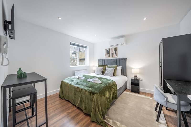 Modern Studio in Knightsbridge