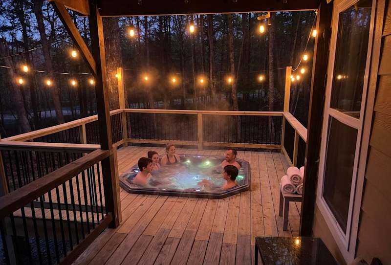 Cabins, treehouses & waterfront homes for unforgettable getaways