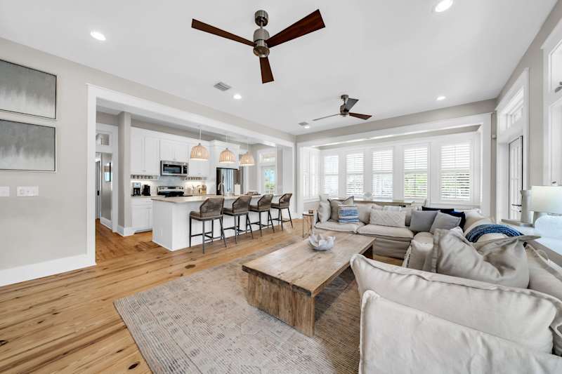 Open space living and Dining