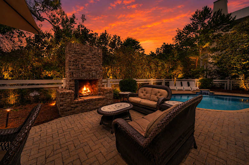 Private outdoor oasis with fireplace!