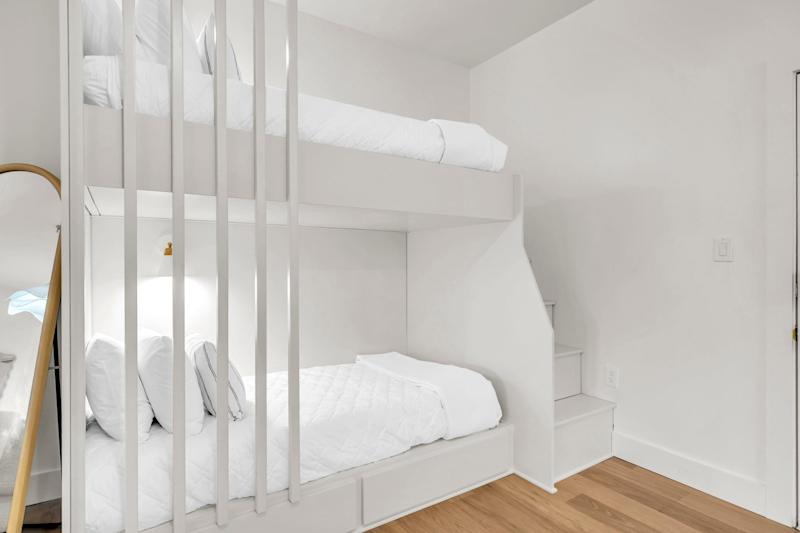 Double/Double bunk beds