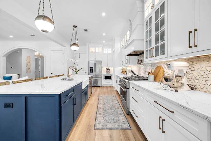 Large kitchen island with additional seating!