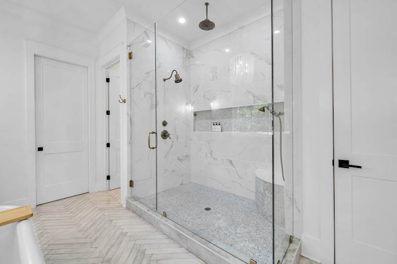 King Ensuite features a walk-in shower + Soaking tub