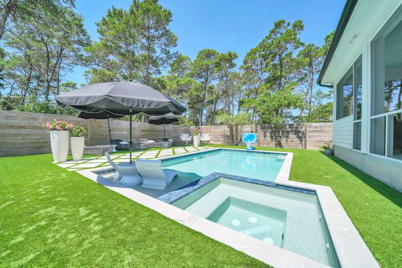 Private outdoor oasis with 