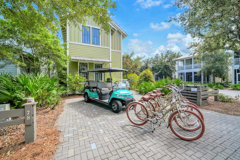 6 Seater golf cart & 6 Adult bikes included in your stay