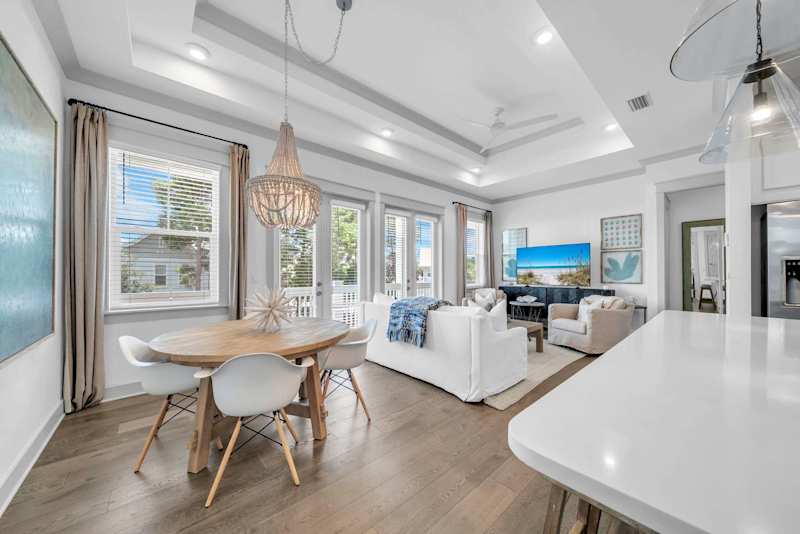 Open living and dining space!