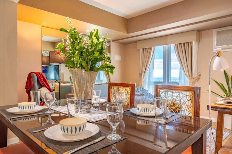 Spacious 2BR with Skyline Views · Abreeza, Davao City — photo 5