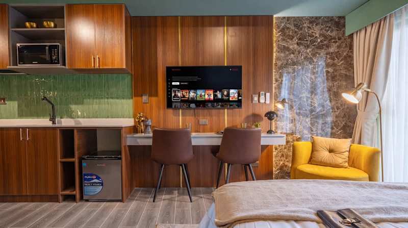 Cozy Queen Studio with Parking · Amani Grand, Davao City, photo 3