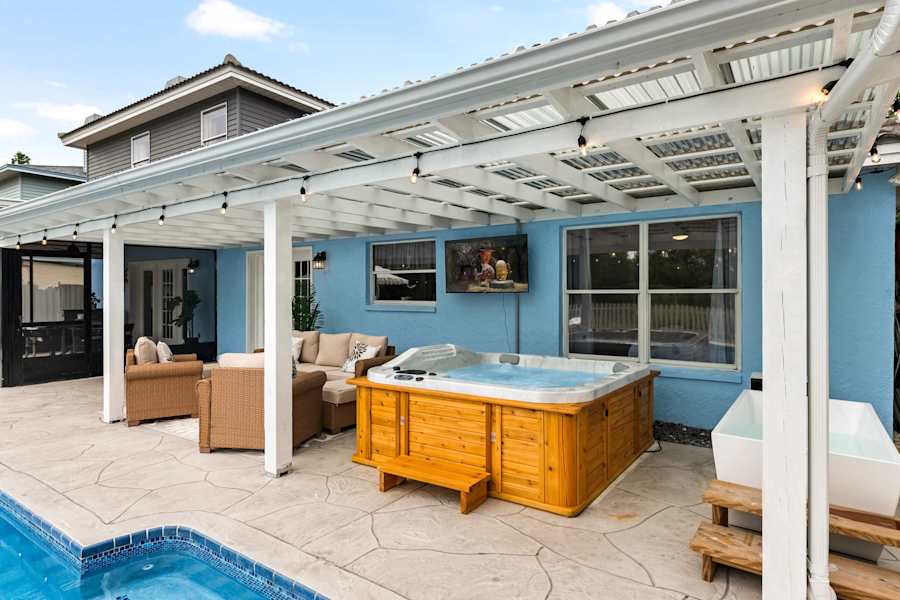 Heated Pool•Hot Tub•Theater•Fire Pit•Mini Golf in Seminole - photo 27 of 84