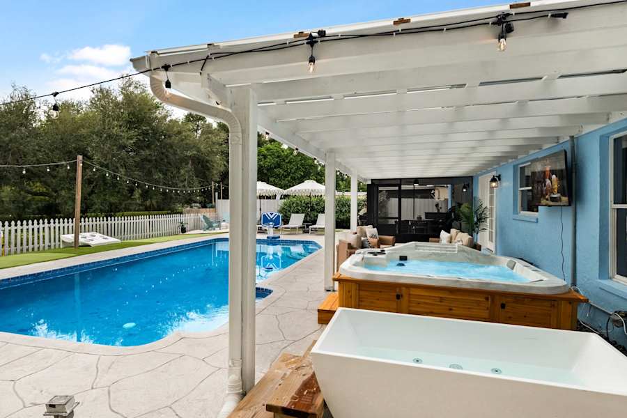 Heated Pool•Hot Tub•Theater•Fire Pit•Mini Golf in Seminole - photo 29 of 84