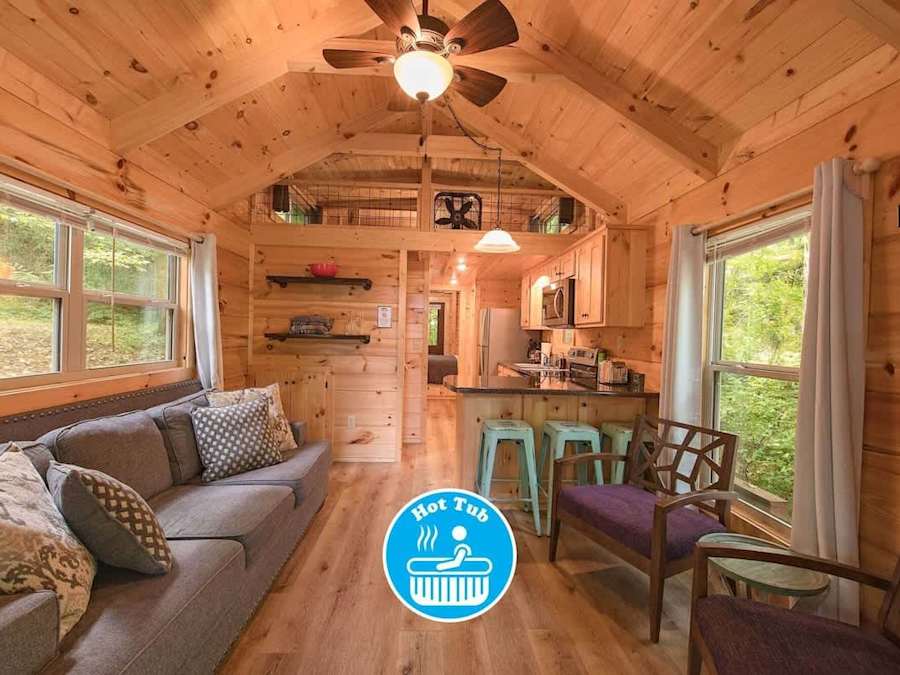 Apollonie Cabin