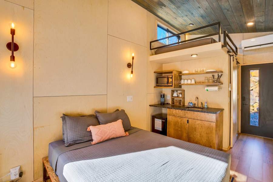 Atlas Cedar Treehouse photo 10