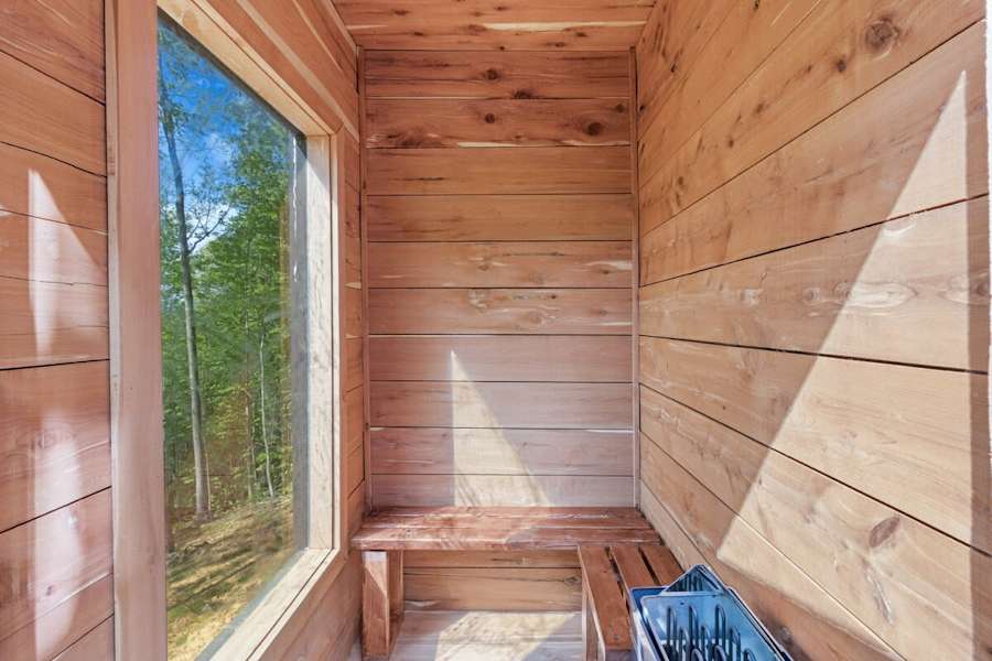Atlas Cedar Treehouse photo 35