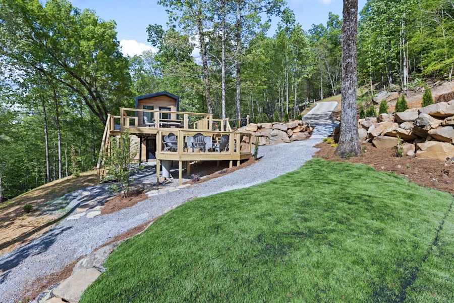 Atlas Cedar Treehouse photo 24