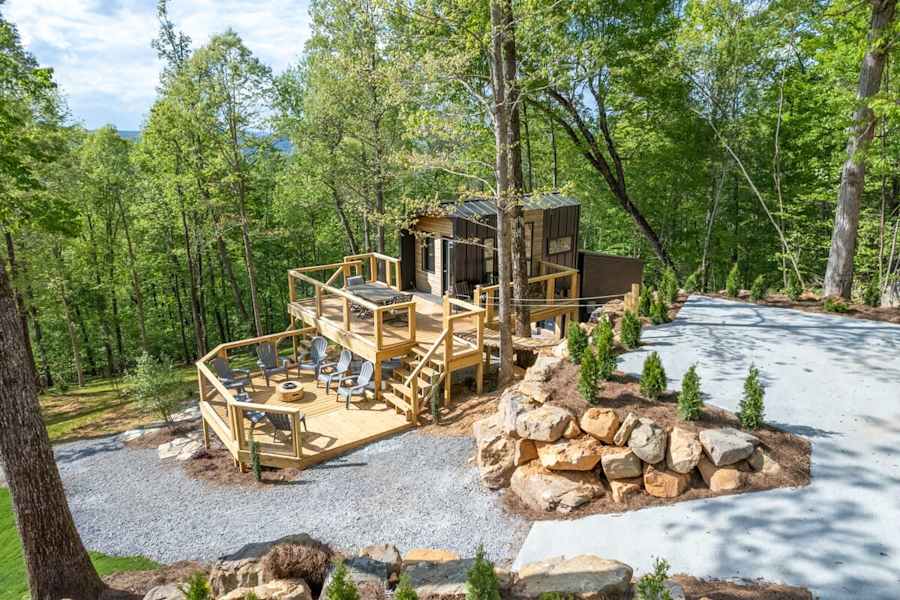 Atlas Cedar Treehouse photo 25
