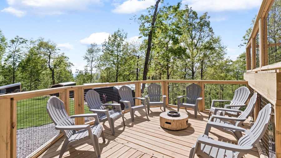 Fox Tail Pine Treehouse photo 44