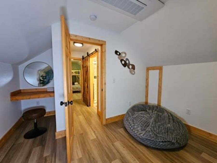 Cabin 8