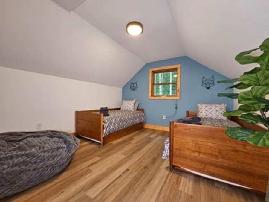 Cabin 8