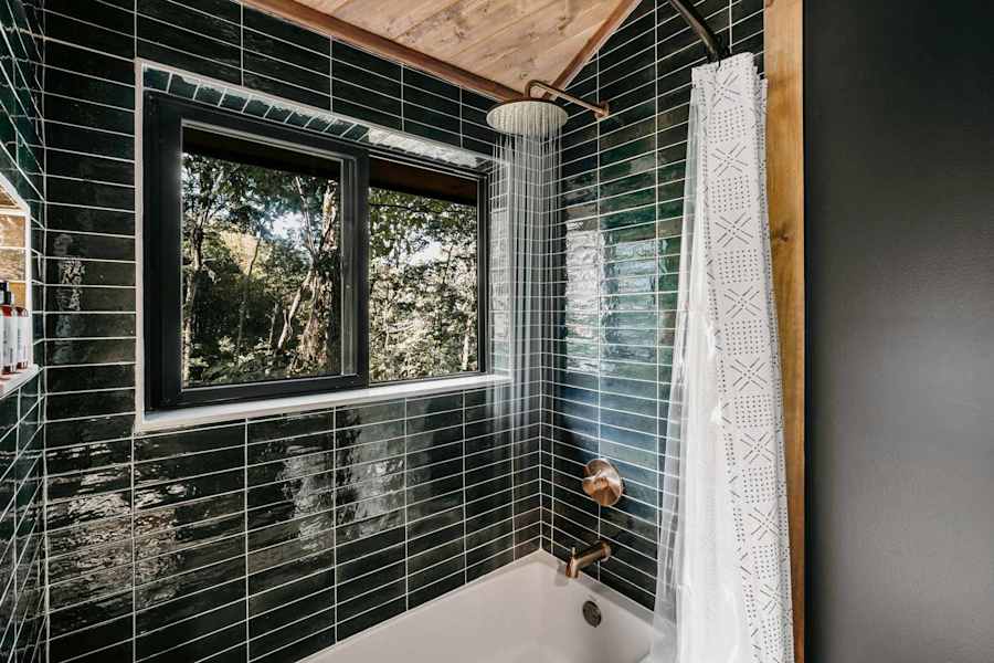 Live Oak Treehouse photo 38