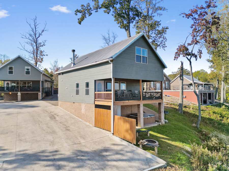 Sunset Ridge photo 39