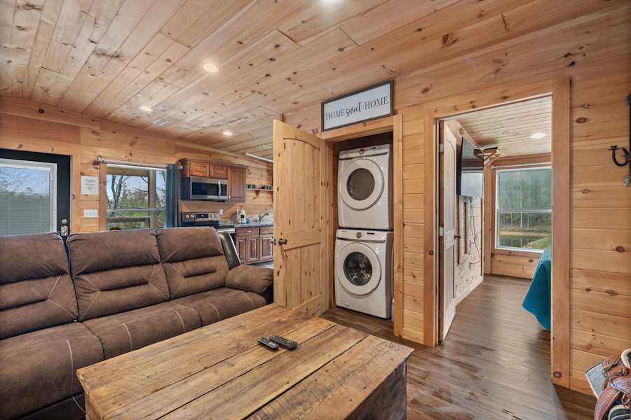 Barndominium photo 12
