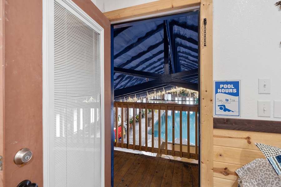 Pool Lodge photo 26