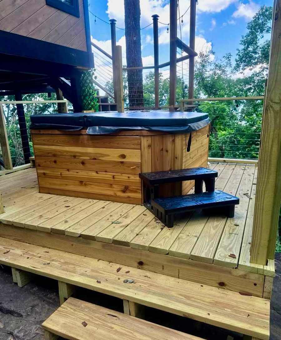 Live Oak Treehouse photo 51