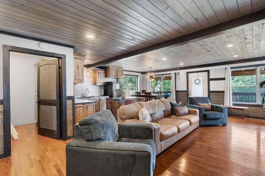 Pool Lodge photo 14