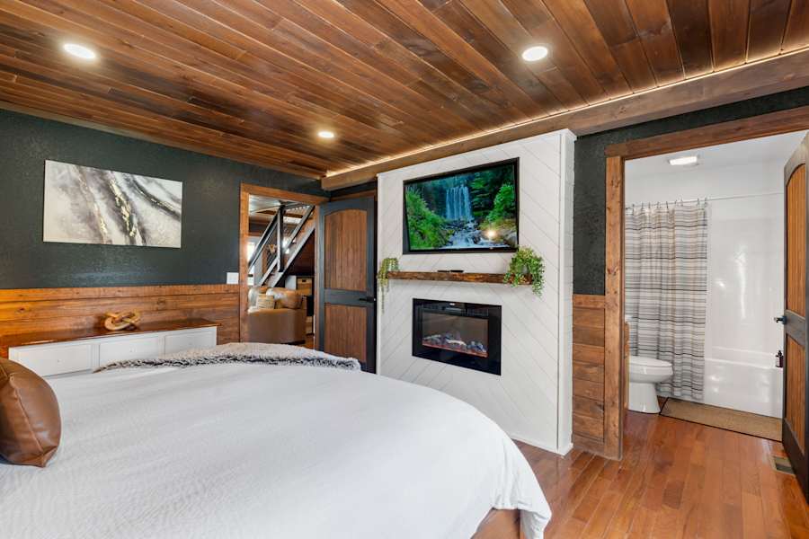 Wood Haven photo 22