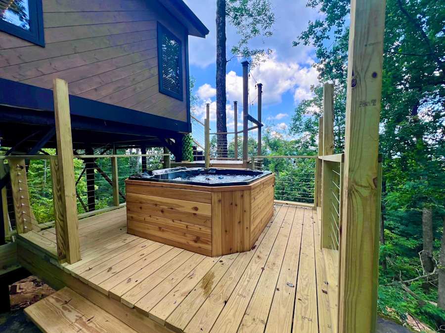 Live Oak Treehouse photo 61