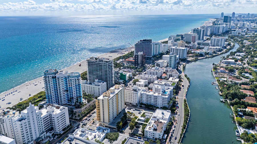 Aerial view of Miami Beach shoreline and Mid-Beach