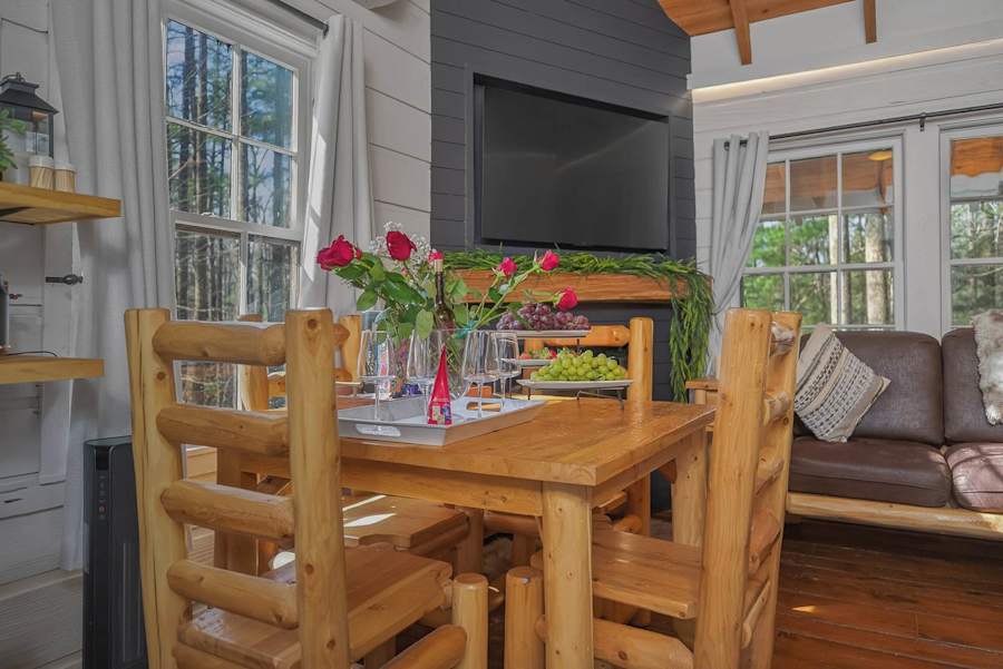 Lover's Nest photo 11