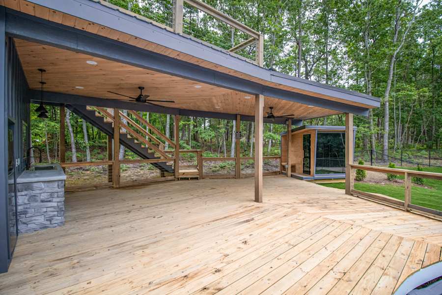 Sauna, deck, & outdoor kitchen
