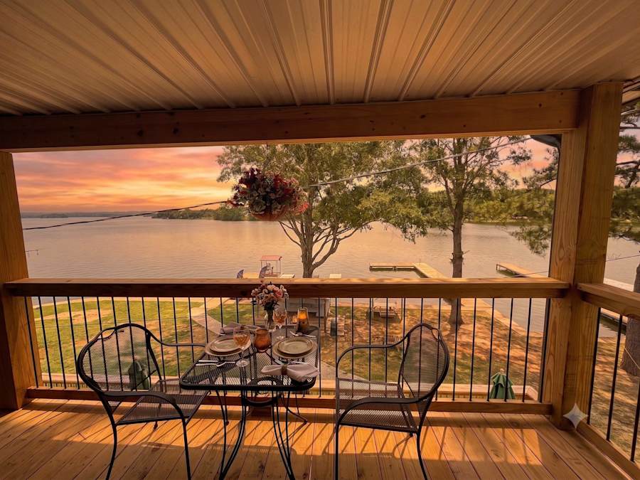 Topside Suites