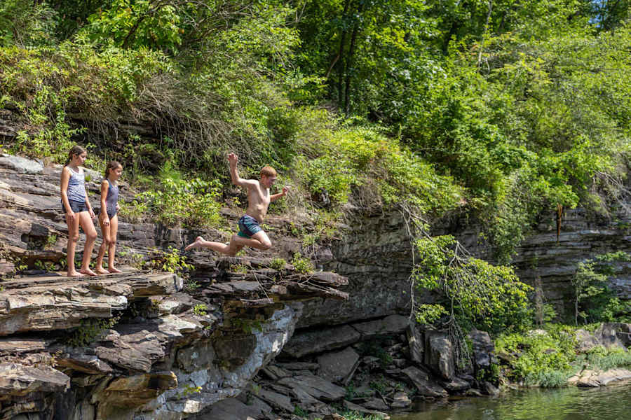 Close by hiking at Little River Canyon