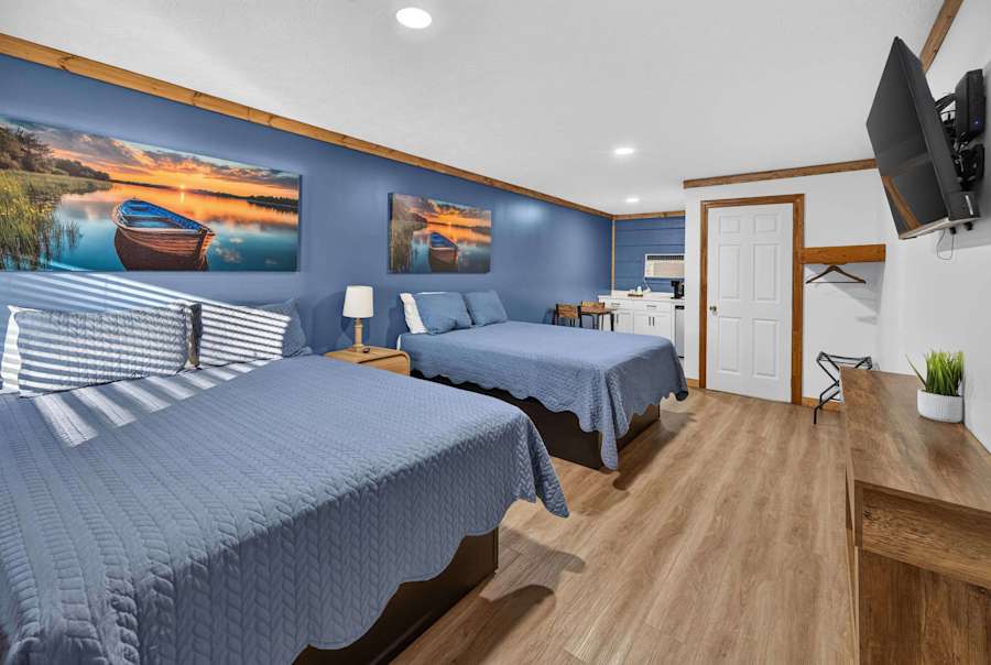 Rooms 14-25 at Little River Marina. Two queen beds in each room.