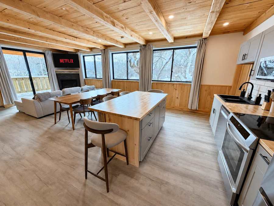 2-bedroom house in Stowe, VT, photo 3